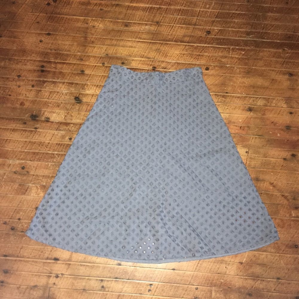 Loft blue gray eyelet lined size 2 skirt